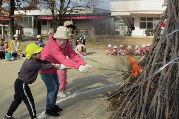 みんなでたき火🔥
